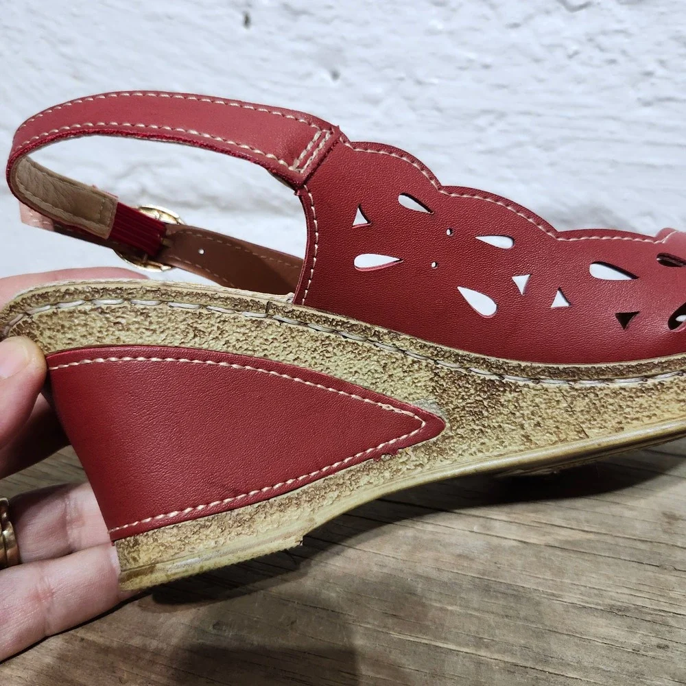 Patrizia by Spring Step Red Wedge‎ Sandals Peep Toe Laser Cut Slingback Women 9